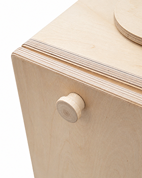 chair detail image: connection 2