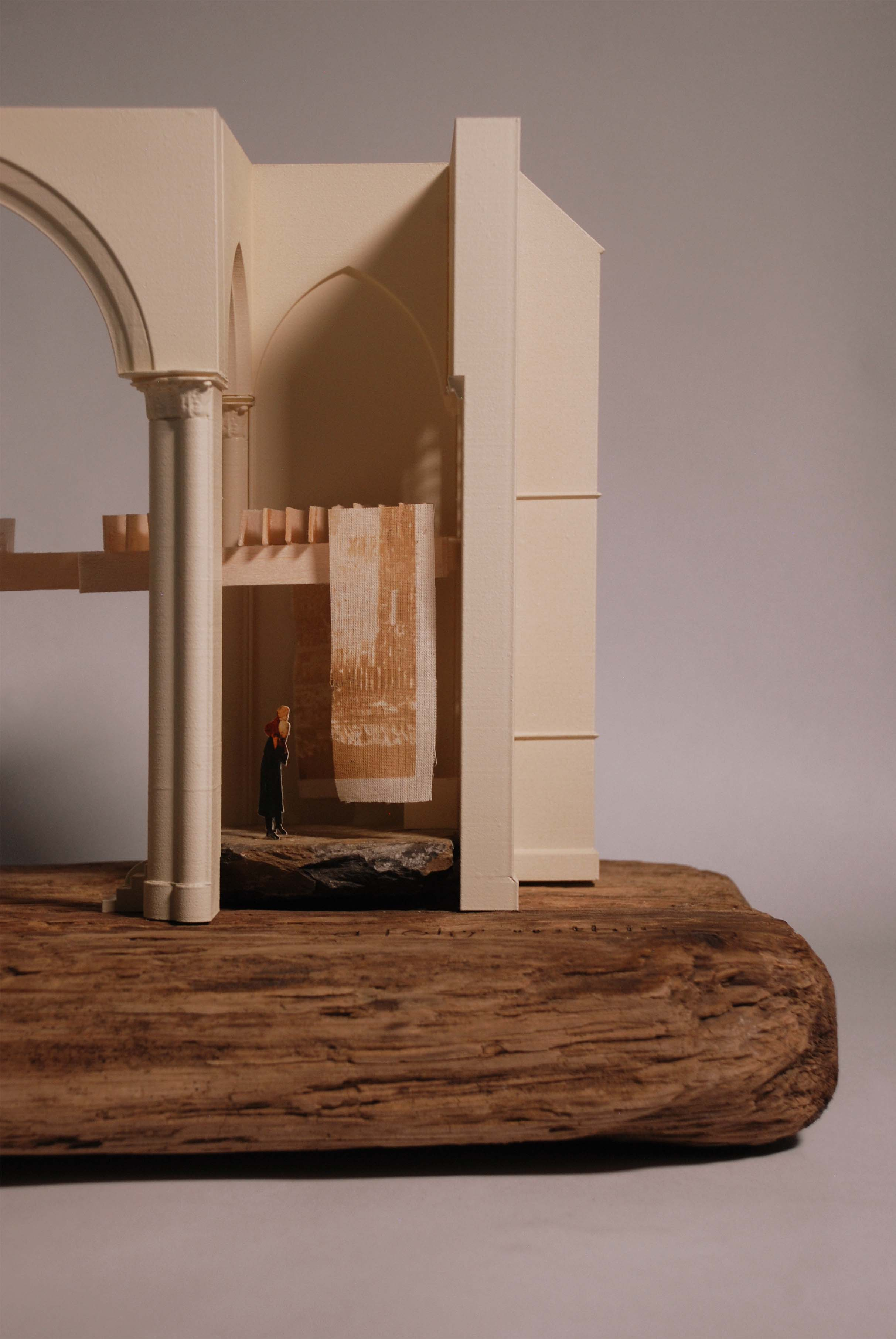 Sharing Knowledge - The Folly Model