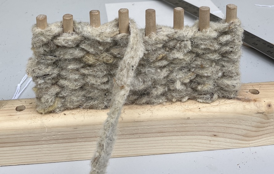 peg loom test