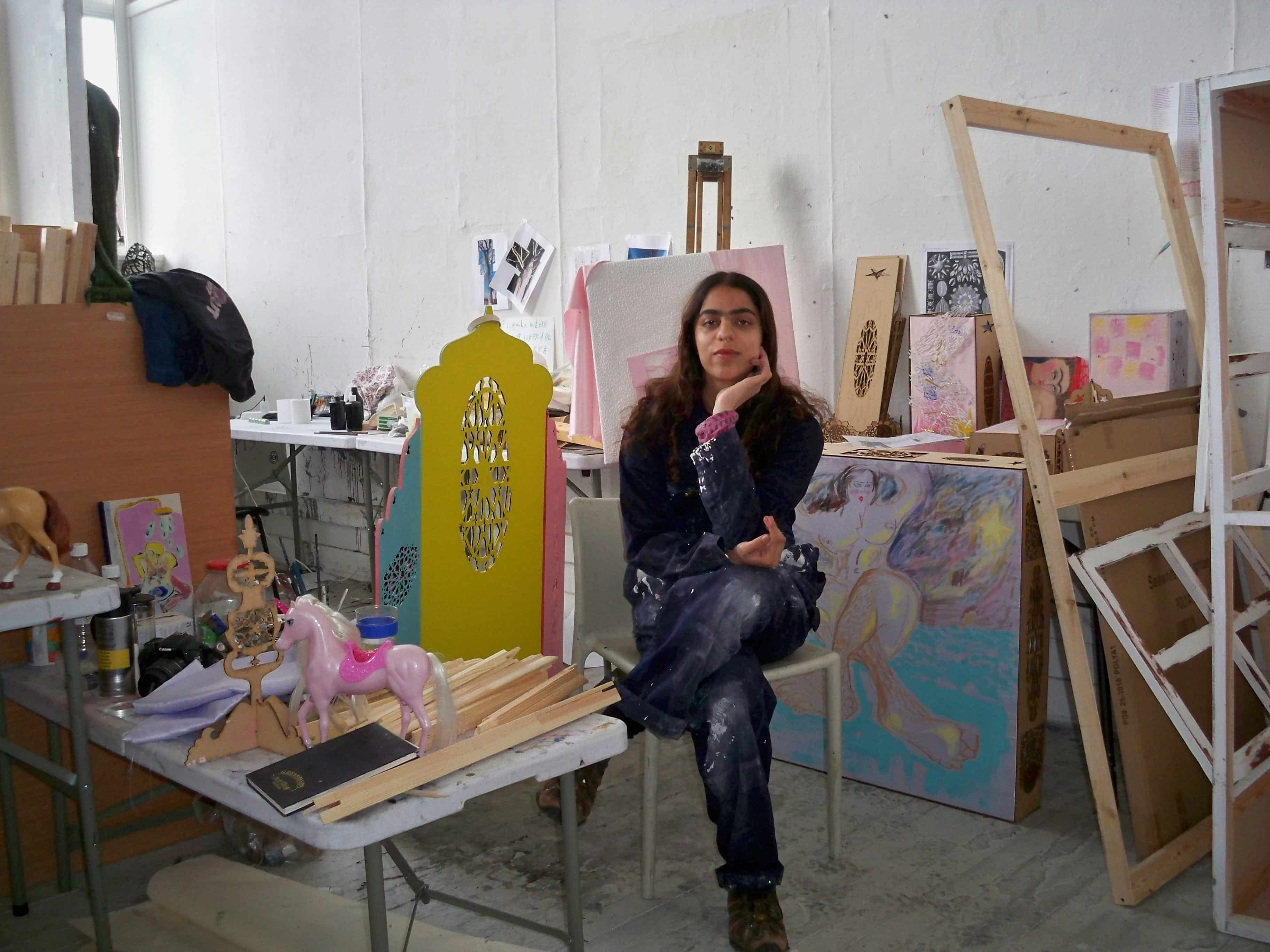 artist in studio 