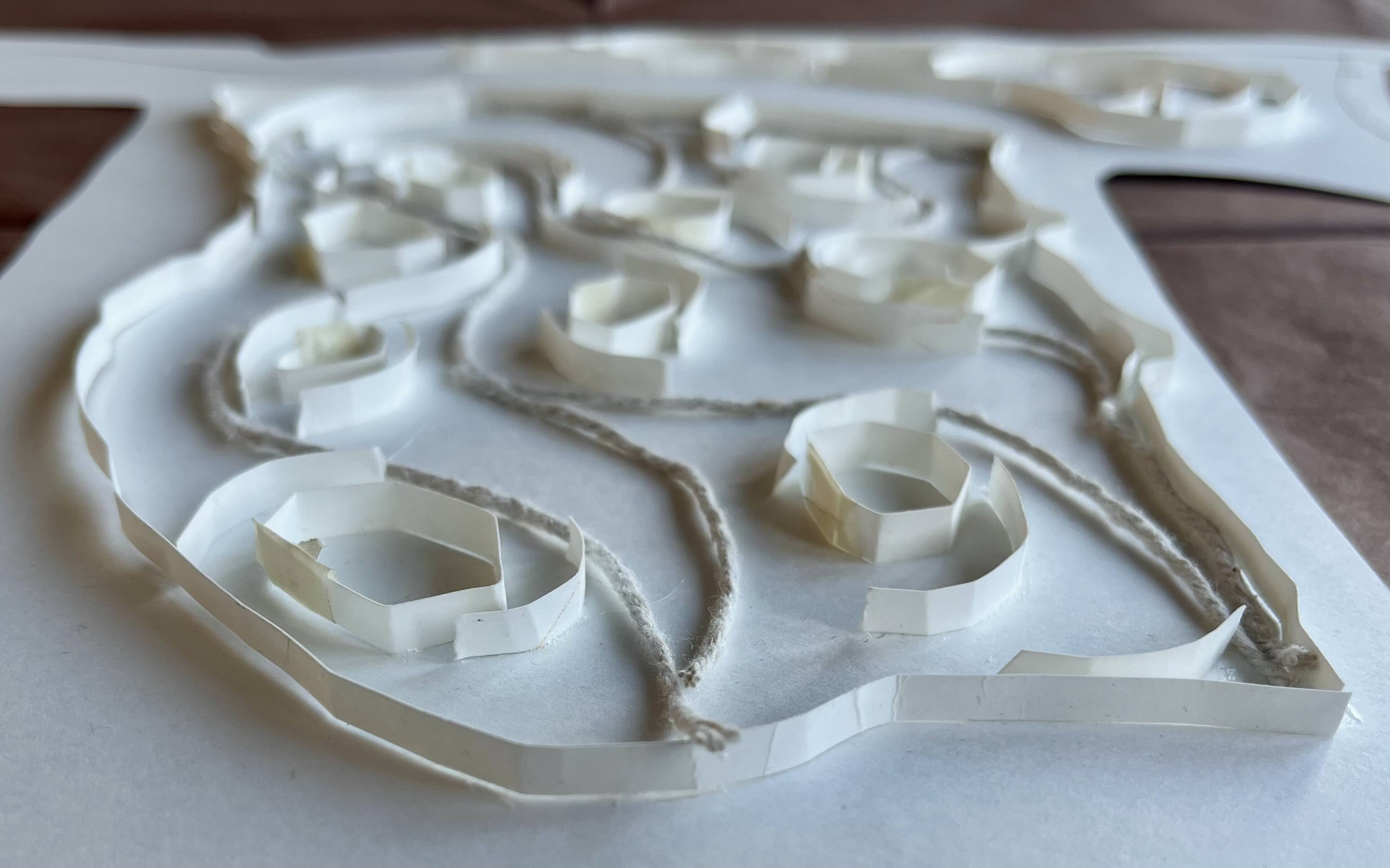 Thick 2D paper model of Howden Park