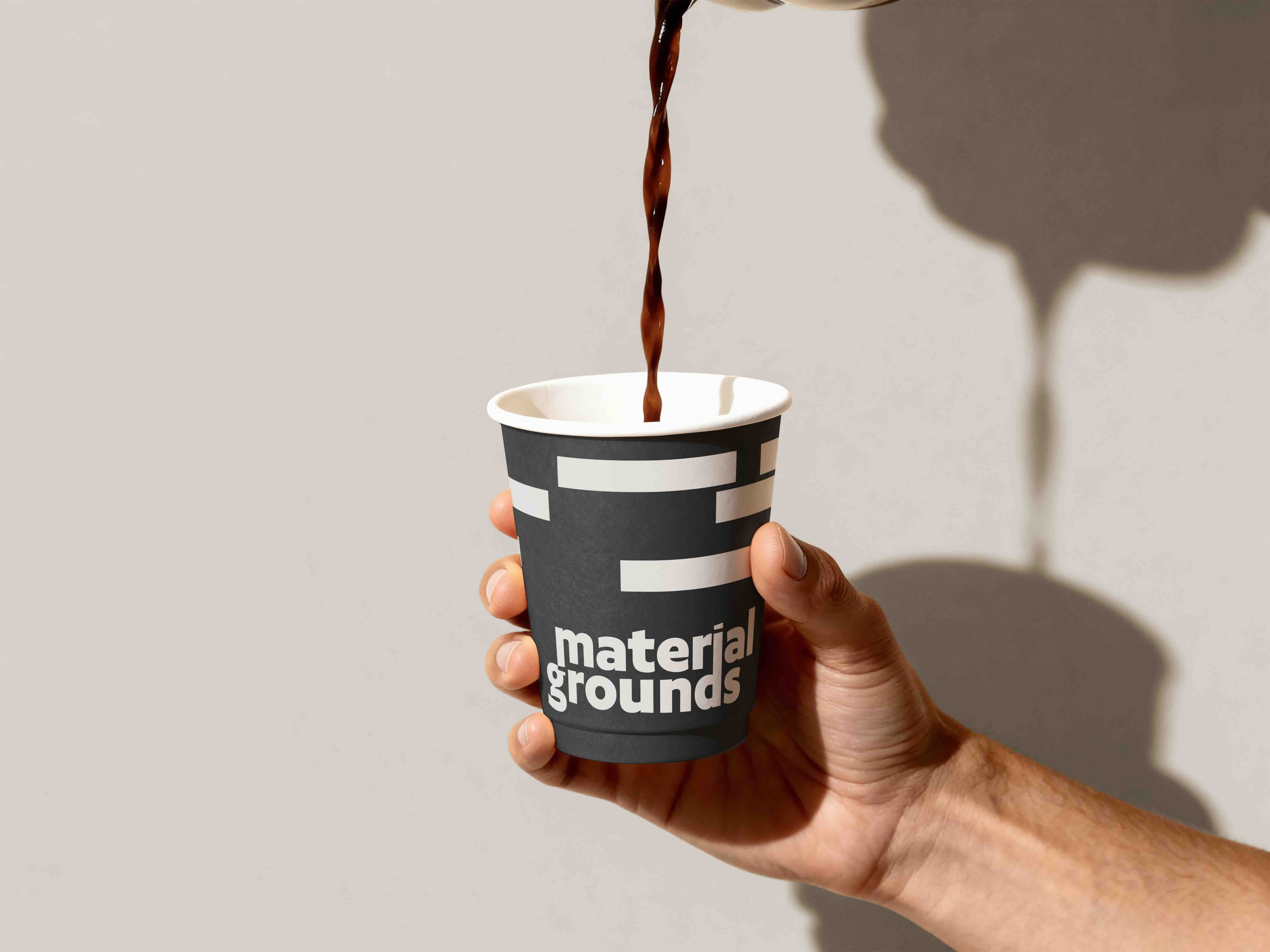 Paper cups