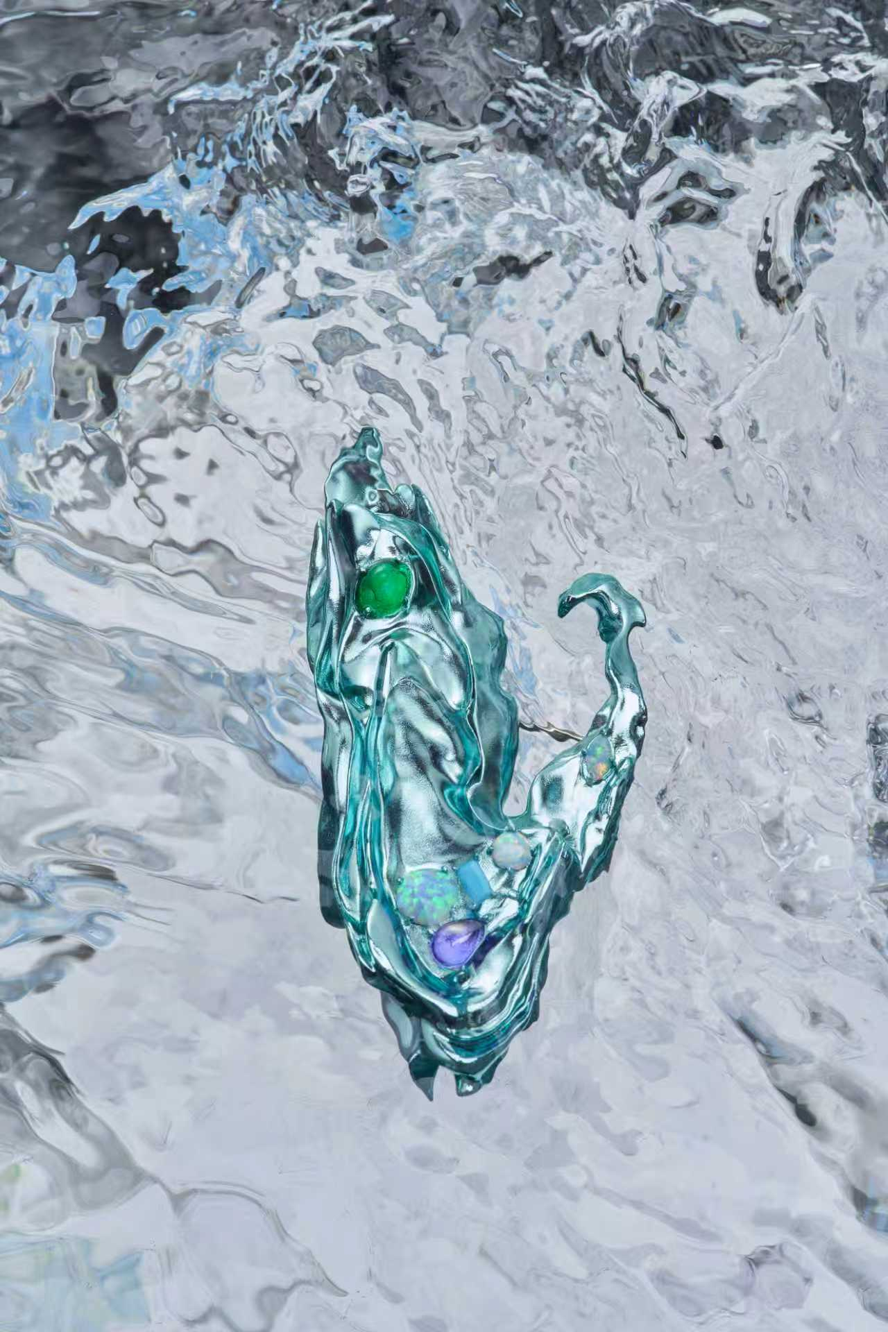 THE WATER RIPPLE COLLECTION — THE BROOCH