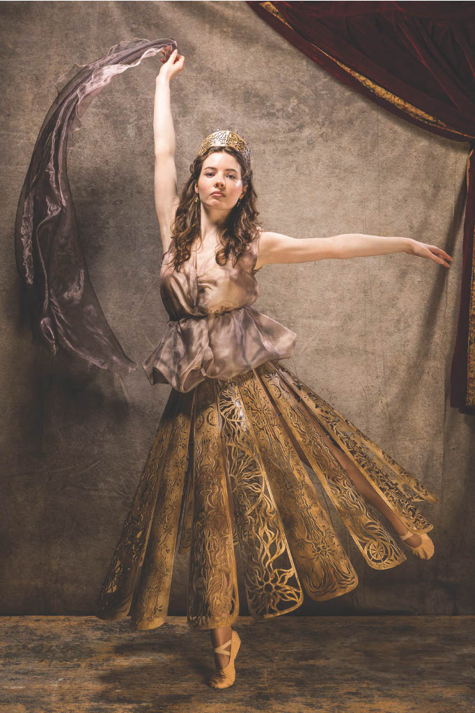 Image of Penelope in action 